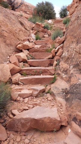 20160524_133742-trail to upheaval dome